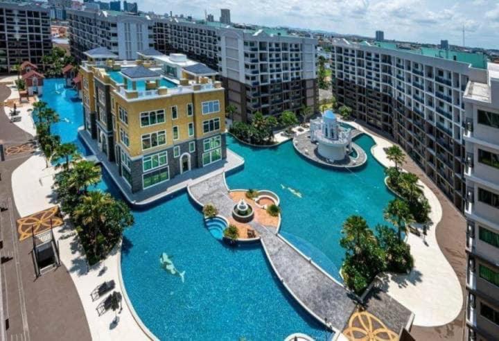 Aparthotel Arcadia Continental Pattaya Extérieur photo